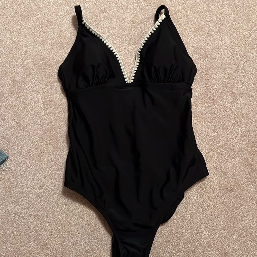 Kona Sol one piece swimsuit,  v neck,  black with cream stitching, flattering